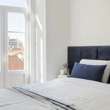 아파트 Charming 1-bedroom In The Heart Of Graca | By Airnest